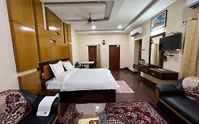 Hotel Tamilnadu Thanjavur